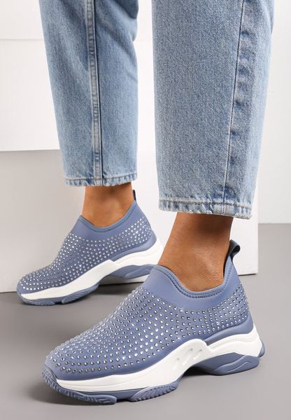 Niebieskie Buty Sportowe w Cyrkonie na Grubej Podeszwie Coneta. Niebieskie obuwie sportowe Born2be, bez zapięcia. Za 69.99 zł.