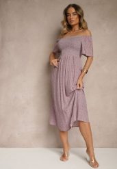 Różowa Bawełniana Sukienka Hiszpanka o Rozkloszowanym Kroju w Kwiaty Sadique. Czerwone sukienki Renee, na co dzień, na lato, l, bez wzorów, z bawełny, eleganckie, bez kołnierzyka, bez ramiączek, midi, rozkloszowane. Za 39.99 zł.