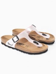 Sunbay Japonki "Camelia" w kolorze jasnoróżowym rozmiar: 37. Różowe klapki Sunbay, bez wzorów, ze skóry, z otwartym noskiem, bez obcasa. Za 123.25 zł.