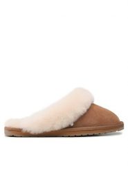 EMU Australia Kapcie Jolie W10015 Brązowy. Brązowe obuwie domowe EMU Australia, bez wzorów, ze skóry, bez zapięcia. Za 302.99 zł.