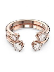 Swarovski Pozłacany pierścionek z cyrkoniami rozmiar: 60. Czerwone pierścionki SWAROVSKI, z cyrkonią, metalowe. Za 226.77 zł.