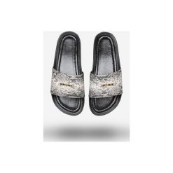 Klapki Kubota Premium Animal Snake. Klapki Kubota, z aplikacjami, ze skóry, bez obcasa. Za 159.99 zł.