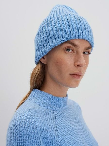 Someday Czapka w kolorze błękitnym rozmiar: onesize. Niebieskie czapki someday., bez wzorów, prążkowane. Za 108.74 zł.
