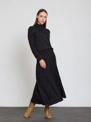 BGN Spódnica w kolorze czarnym rozmiar: 34. Czarne spódnice BGN, na co dzień, bez wzorów, maxi, proste. Za 108.99 zł.