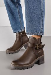 Brązowe Botki w Stylu Sztybletów na Niskim Obcasie z Paskiem ze Sprzączką Lathorie. Brązowe botki Renee, bez wzorów, z jeansu, bez obcasa, na obcasie, bez zapięcia. Za 139.99 zł.