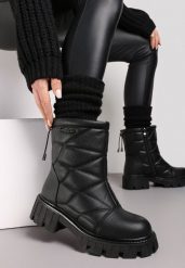 Czarne Botki na Płaskiej Podeszwie z Ekoskóry Ozdobnymi Przeszyciami Auralith. Czarne botki Renee, na zimę, z aplikacjami, bez obcasa, na płaskiej podeszwie, bez zapięcia. Za 79.99 zł.