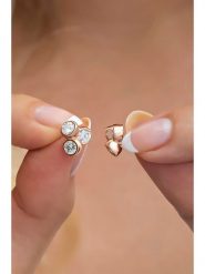 Lodie Silver Srebrne kolczyki-wkrętki z cyrkoniami rozmiar: onesize. Szare kolczyki Lodie Silver, z cyrkonią, srebrne. Za 79.03 zł.