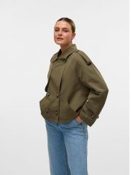 Vero Moda Kurtka przejściowa "Chloe" w kolorze khaki rozmiar: L. Brązowe kurtki Vero Moda, l, bez wzorów, z materiału, bez kaptura. Za 130.99 zł.
