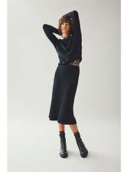 Vila Spódnica w kolorze czarnym rozmiar: S. Czarne spódnice Vila, na co dzień, s, bez wzorów, midi, proste. Za 122.39 zł.