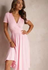 Różowa Sukienka Taliowana z Kopertowym Dekoltem o Rozkloszowanym Kroju Rimadea. Czerwone sukienki Renee, l, bez wzorów, eleganckie, bez kołnierzyka, bez ramiączek, midi, kopertowe. Za 99.99 zł.