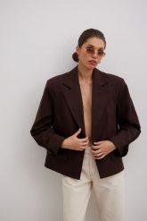 Marynarka o prostym kroju w kolorze INTENSE BROWN - RICHMOND-S/M. Brązowe marynarki i żakiety Marsala, m, bez wzorów, z bawełny, eleganckie. Za 599.90 zł.