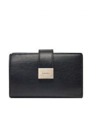 Calvin Klein Portfel damski Hardware Snap Medium Bifold K60K612961 Czarny. Czarne portfele Calvin Klein, bez wzorów, ze skóry. Za 199.99 zł.