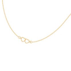 Naszyjnik z pozłacanymi złączonymi sercami na łańcuszku. Żółte naszyjniki Lilou, pozłacane. Za 159.00 zł.