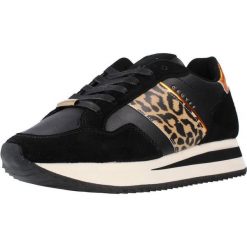 Kapcie CRUYFF SOLANA Czarny. Czarne obuwie domowe CRUYFF, bez wzorów, ze skóry, bez zapięcia. Za 260.99 zł.