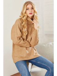 Milan Kiss Sweter w kolorze ciemnobeżowym rozmiar: L. Brązowe golfy Milan Kiss, l, bez wzorów, ze splotem, bez ramiączek. Za 147.37 zł.