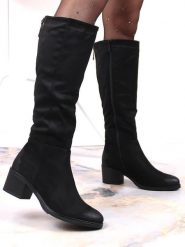 Zamszowe kozaki damskie na obcasie ocieplane czarne T.Sokolski Z24-141. Czarne kozaki T.Sokolski, ze skóry ekologicznej, bez obcasa, na obcasie, bez zapięcia. Za 219.99 zł.