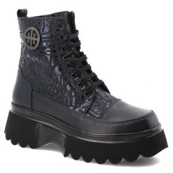 Granatowe Botki Artiker Oryginalne Obuwie Damskie Na Platformie. Niebieskie botki Artiker, bez wzorów, bez obcasa, na platformie, bez zapięcia. Za 373.99 zł.