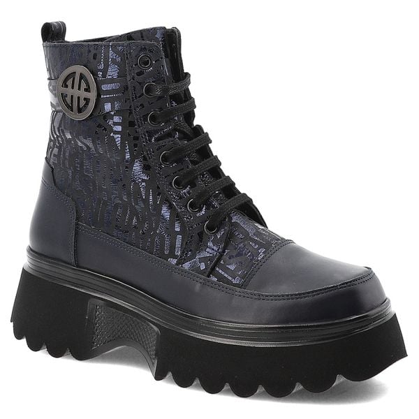 Botki damskie Artiker, skórzane z wzorkami za kostkę na platformie z okrągłym noskiem i na suwak, granatowe, 57C2271. Niebieskie botki Artiker, bez wzorów, z okrągłym noskiem, za kostkę, bez obcasa, na platformie, bez zapięcia. Za 349.00 zł.