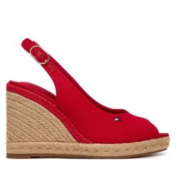 Espadryle Tommy Hilfiger. Czerwone espadryle TOMMY HILFIGER, bez wzorów, bez obcasa, bez zapięcia. Za 369.99 zł.
