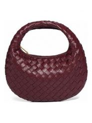 SUVRAI Torebka w kolorze bordowym - 21 x 15 x 7 cm rozmiar: onesize. Czerwone torby na ramię SUVRAI, bez wzorów, z materiału, przez ramię, bez dodatków. Za 108.99 zł.