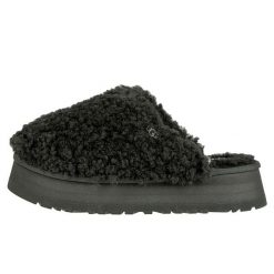 Czarne Kapcie Ugg Australian Maxi Curly Platform Damskie. Czarne obuwie domowe UGG, bez wzorów, z lyocellu, bez zapięcia. Za 605.99 zł.