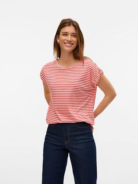 Vero Moda Koszulka w kolorze czerwono-białym rozmiar: XL. Czerwone bluzki Vero Moda, xl, bez wzorów, bez kołnierzyka, bez ramiączek. Za 67.40 zł.