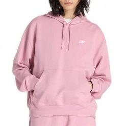 Bluza sportowa damska New Balance WT41507PTF. Czerwone bluzy New Balance, s, bez wzorów, z materiału, z kapturem. Za 339.00 zł.