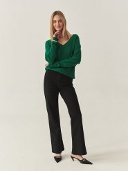 TATUUM Spodnie w kolorze czarnym rozmiar: 46. Czarne spodnie materiałowe Tatuum, bez wzorów, z materiału, z podwyższonym stanem. Za 200.60 zł.