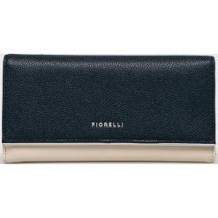Fiorelli - Portfel. Portfele Fiorelli, bez wzorów, z materiału. W wyprzedaży za 139.90 zł.