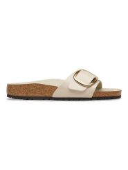 Birkenstock Skórzane klapki "Madird Big Buckle" w kolorze kremowym rozmiar: 37. Brązowe klapki Birkenstock, bez wzorów, z otwartym noskiem, bez obcasa. Za 483.17 zł.
