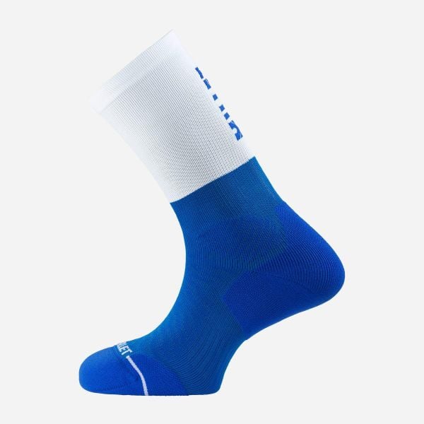 Skarpety do biegania MILLET Intense Crew Socks M. Białe skarpety Millet, bez wzorów, z dzianiny. Za 69.00 zł.