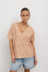 T-SHIRT SALEM BEŻOWO- POMARAŃCZOWY XS - Flawless. Brązowe t-shirty Flawless, uniwersalny, bez wzorów, z bawełny, bez kołnierzyka, bez ramiączek. Za 81.00 zł.
