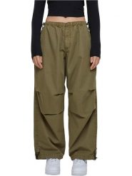 Urban Classics Spodnie w kolorze khaki rozmiar: M. Brązowe spodnie materiałowe Urban Classics, m, bez wzorów, z bawełny. Za 101.45 zł.