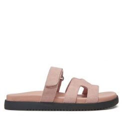 Klapki DeeZee. Czerwone klapki DeeZee, bez wzorów, bez obcasa. Za 159.99 zł.