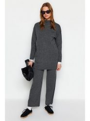 Trendyol 2-częściowy zestaw w kolorze szarym rozmiar: L/XL. Szare swetry Trendyol, l, bez wzorów, prążkowane, bez ramiączek. Za 126.45 zł.