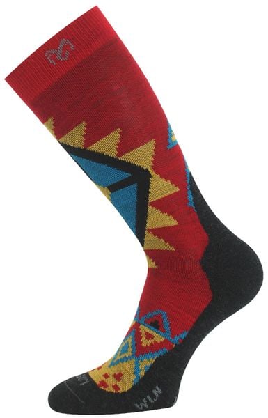 Skarpety merino WLN. Czerwone skarpety LASTING, bez wzorów, z elastanu. Za 48.90 zł.