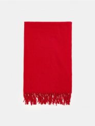 Gładki szalik z frędzlami - czerwony. Czerwone szaliki Sinsay, bez wzorów. Za 15.99 zł.