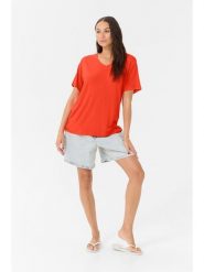 Kaffe Koszulka w kolorze czerwonym rozmiar: M. Czerwone bluzki Kaffe, m, bez wzorów, z wiskozy, klasyczne, bez kołnierzyka, bez ramiączek. Za 65.69 zł.