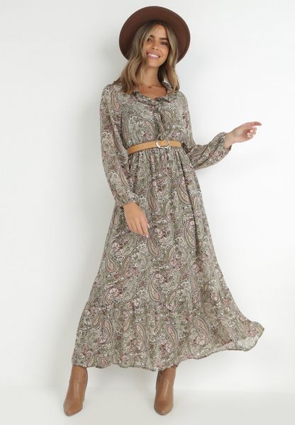 Jasnozielona Sukienka z Falbanką przy Dekolcie w Ornamentalny Wzór isha. Zielone sukienki Born2be, na co dzień, l, bez wzorów, eleganckie, bez kołnierzyka, bez ramiączek, maxi, rozkloszowane. Za 64.99 zł.