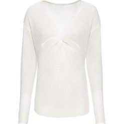Sweter z przewiązaniem: Must-Have bonprix biel wełny. Swetry marki bonprix. Za 59.99 zł.