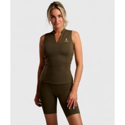 Koszulka Damska Elegance Tennis/Padel/Golf. Zielone koszulki sportowe NORDICDOTS, bez wzorów, z elastanu, bez ramiączek, na fitness i siłownię. Za 235.00 zł.