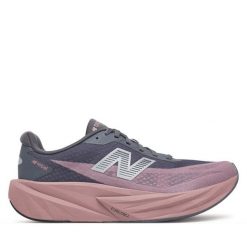 Buty do biegania New Balance. Czerwone obuwie sportowe New Balance, bez zapięcia, do biegania. Za 699.99 zł.