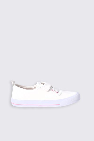 Trampki. Trampki COCCODRILLO, bez wzorów, bez zapięcia. W wyprzedaży za 19.90 zł.