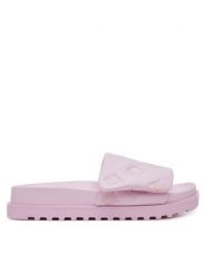 Guess Klapki FLJFA2ELE19 Różowy. Czerwone klapki Guess, z aplikacjami, ze skóry, bez obcasa. Za 319.99 zł.