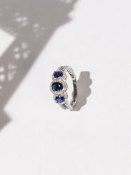 DIAMOND & CO Złoty pierścionek "Varis" z diamentami i szafirami rozmiar: 48. Niebieskie pierścionki Diamond & Co, z diamentem, złote. Za 1,826.99 zł.