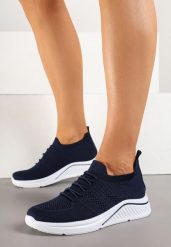 Granatowe Buty Sportowe Sneakersy z Siateczki na Ozdobnej Podeszwie Ivelloti. Niebieskie obuwie sportowe Born2be, z jeansu, bez zapięcia. W wyprzedaży za 63.74 zł.