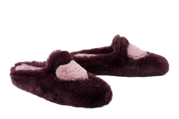 MANITU 320220-41 bordeaux, kapcie damskie. Czerwone obuwie domowe Manitu, bez wzorów, bez zapięcia. Za 139.93 zł.