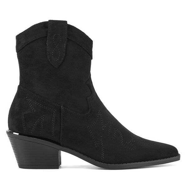 Kowbojki DeeZee. Czarne botki DeeZee, bez wzorów, bez obcasa, na słupku, bez zapięcia. Za 179.99 zł.