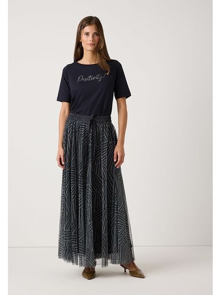 More & More Koszulka w kolorze czarnym rozmiar: 40. Czarne bluzki More & More, bez wzorów, z bawełny, bez kołnierzyka, bez ramiączek. Za 96.60 zł.