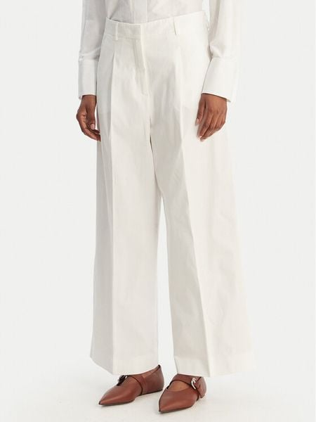 Weekend Max Mara Spodnie materiałowe Bellico 2615131072 Biały Regular Fit. Białe spodnie materiałowe Weekend Max Mara, bez wzorów, z bawełny. Za 668.99 zł.